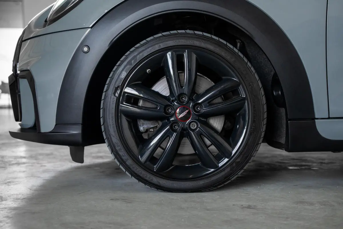 2.0 S John Cooper Works / Headup / Harman Kardon / Camera / Active Cruise / Carplay