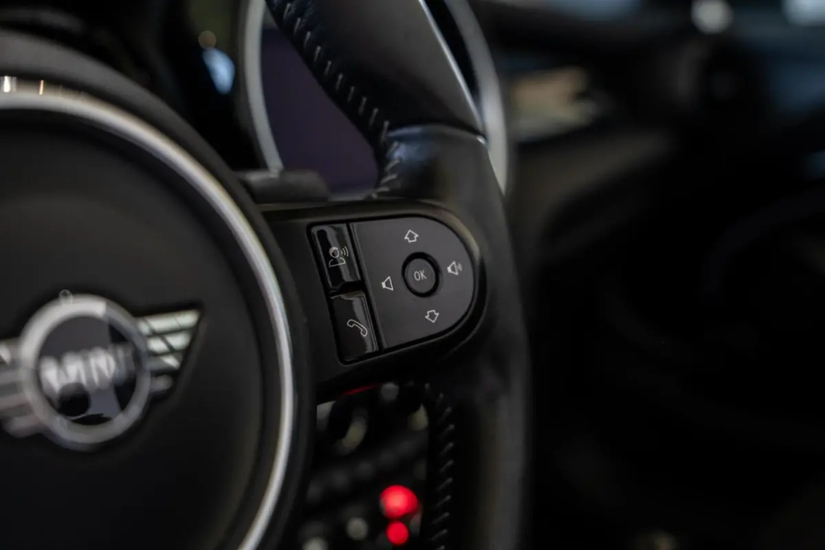 2.0 S John Cooper Works / Headup / Harman Kardon / Camera / Active Cruise / Carplay