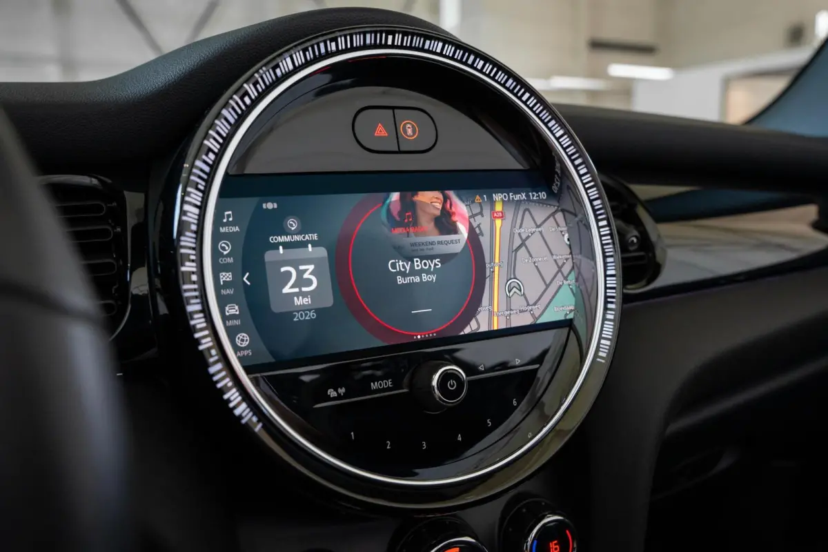 2.0 S John Cooper Works / Headup / Harman Kardon / Camera / Active Cruise / Carplay
