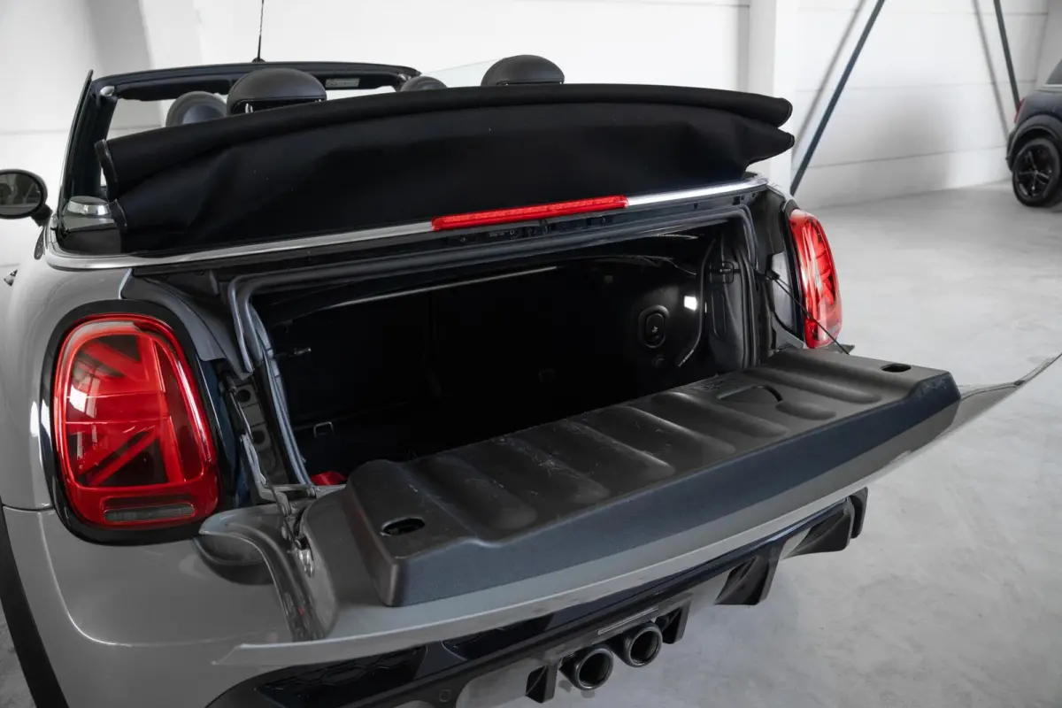 2.0 S John Cooper Works / Headup / Harman Kardon / Camera / Active Cruise / Carplay