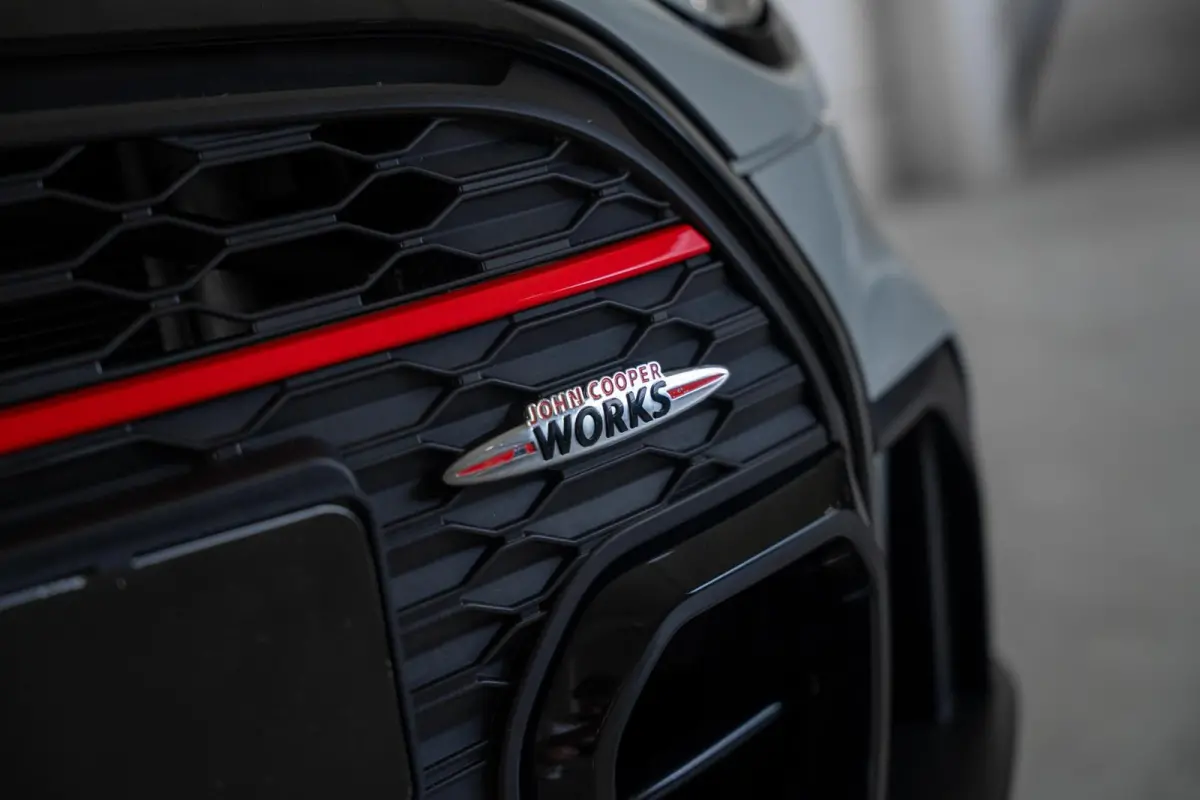 2.0 S John Cooper Works / Headup / Harman Kardon / Camera / Active Cruise / Carplay