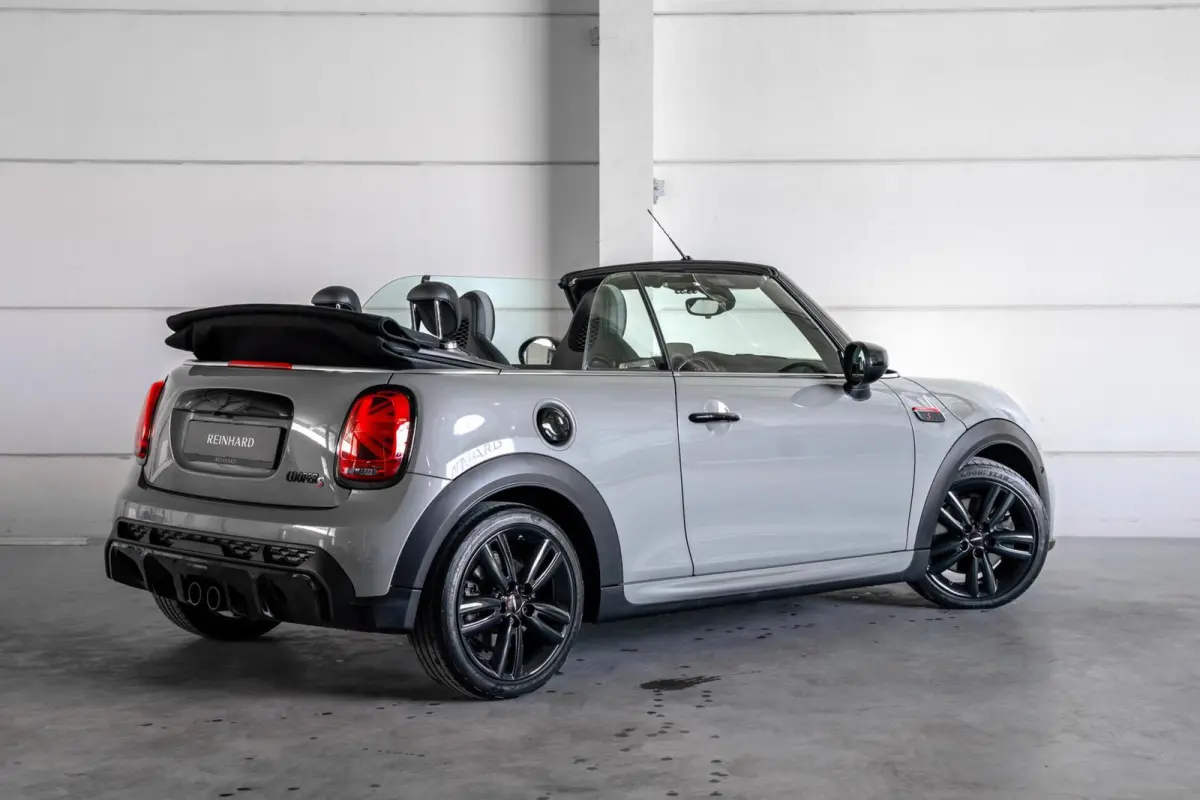 2.0 S John Cooper Works / Headup / Harman Kardon / Camera / Active Cruise / Carplay