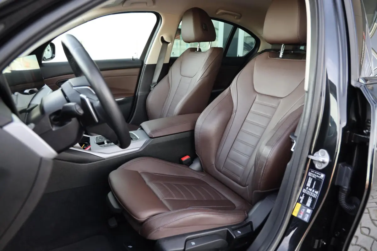 320e|Automaat|Plug in hybride|Camera|Leer|Cruise control|Apple carplay/Android auto|
