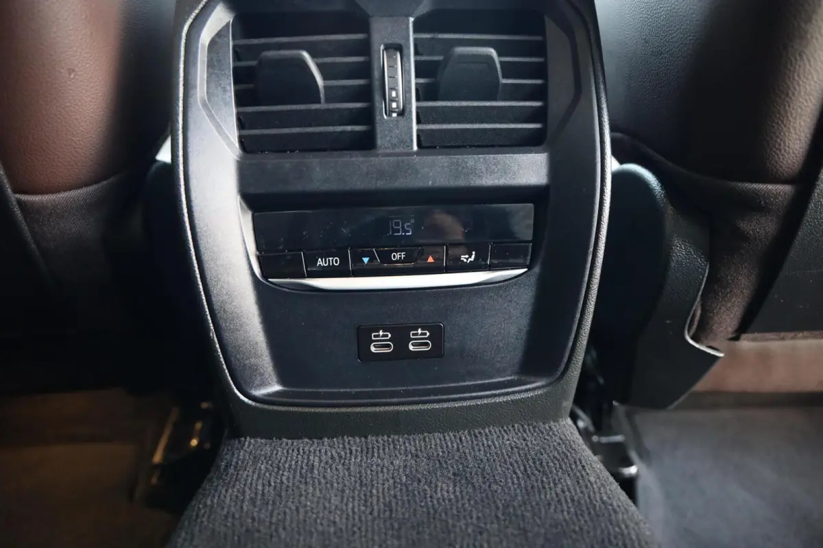320e|Automaat|Plug in hybride|Camera|Leer|Cruise control|Apple carplay/Android auto|