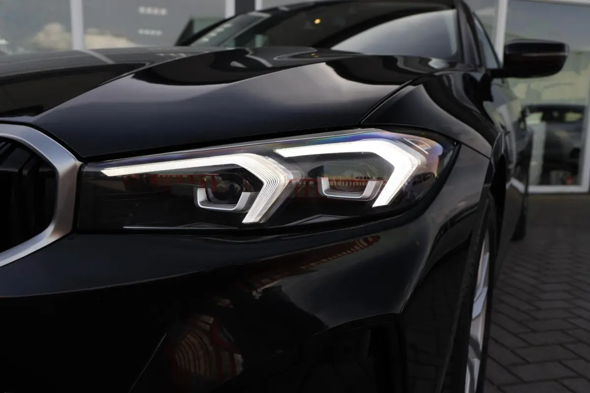 320e|Automaat|Plug in hybride|Camera|Leer|Cruise control|Apple carplay/Android auto|