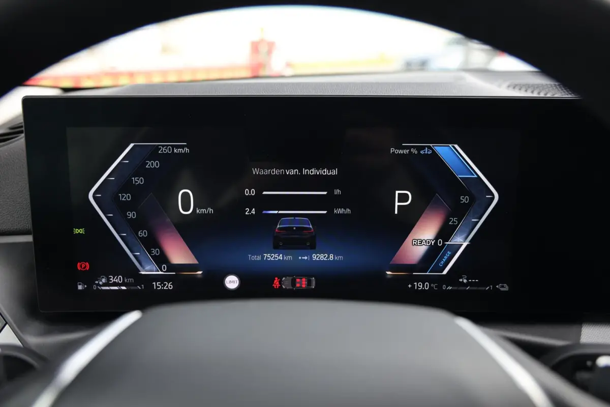 320e|Automaat|Plug in hybride|Camera|Leer|Cruise control|Apple carplay/Android auto|