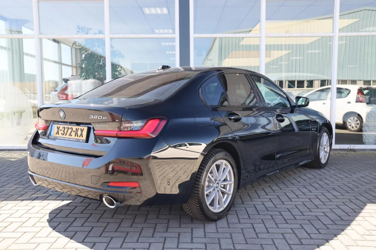 320e|Automaat|Plug in hybride|Camera|Leer|Cruise control|Apple carplay/Android auto|