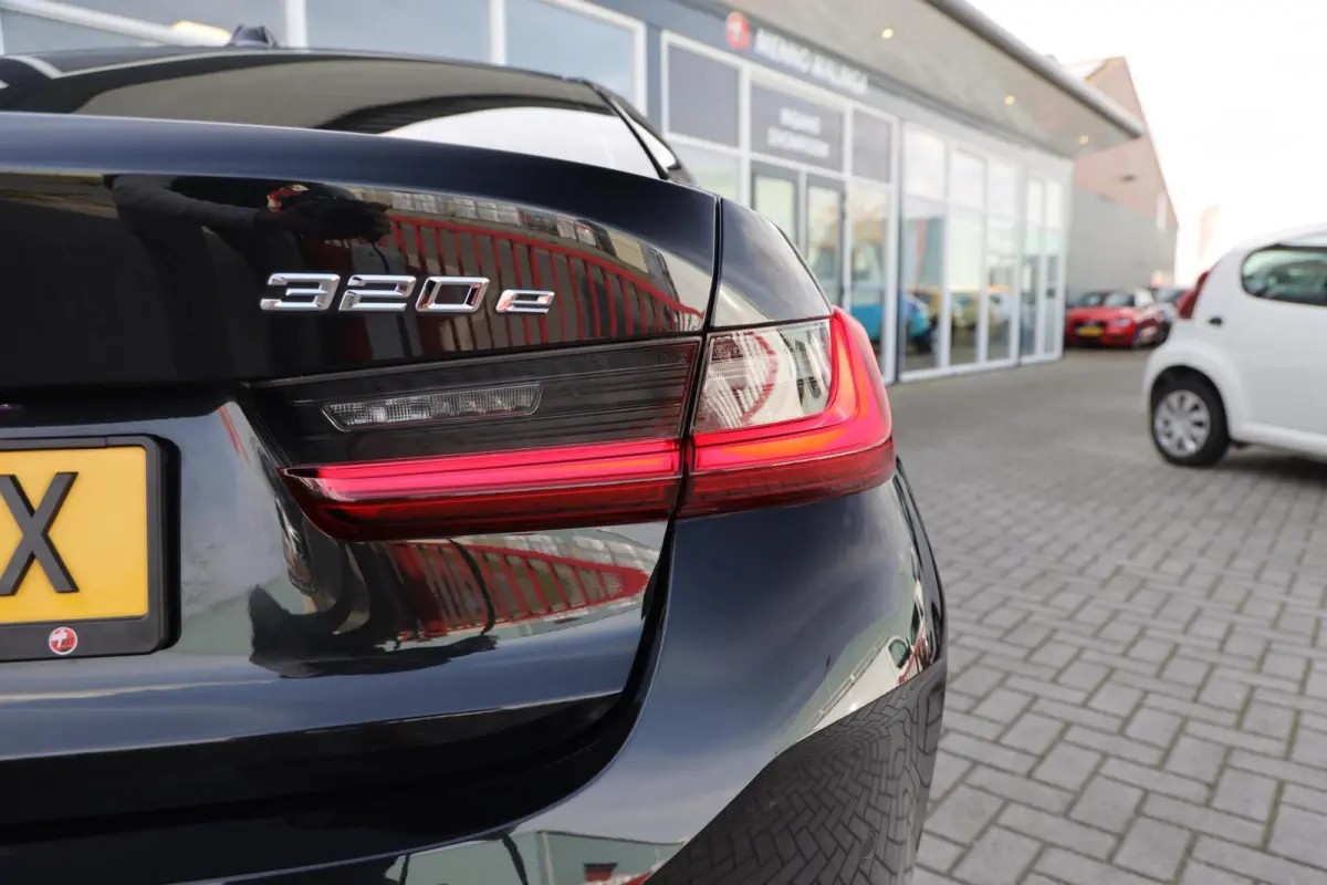 320e|Automaat|Plug in hybride|Camera|Leer|Cruise control|Apple carplay/Android auto|