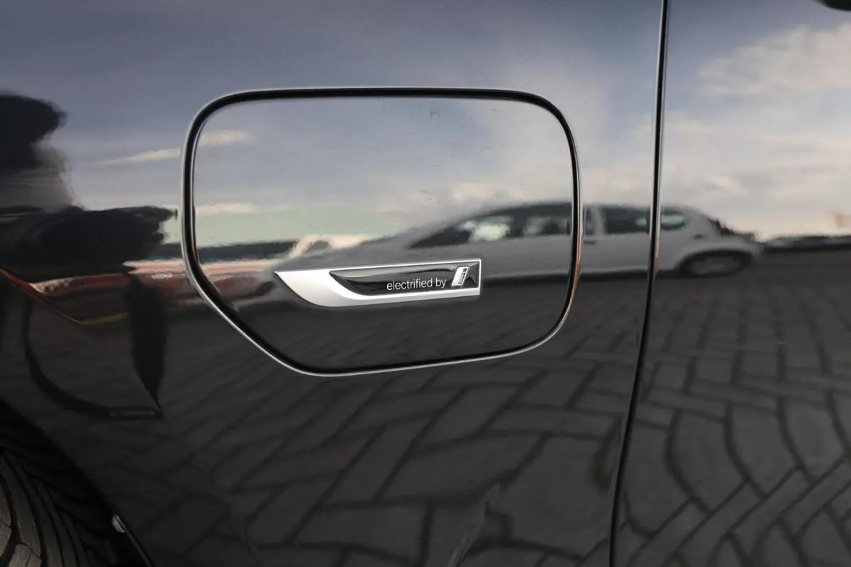320e|Automaat|Plug in hybride|Camera|Leer|Cruise control|Apple carplay/Android auto|