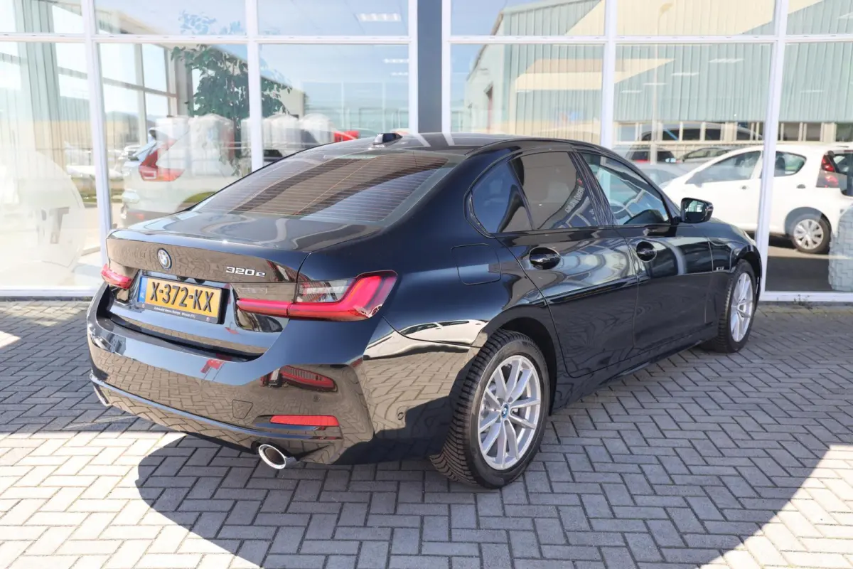 320e|Automaat|Plug in hybride|Camera|Leer|Cruise control|Apple carplay/Android auto|