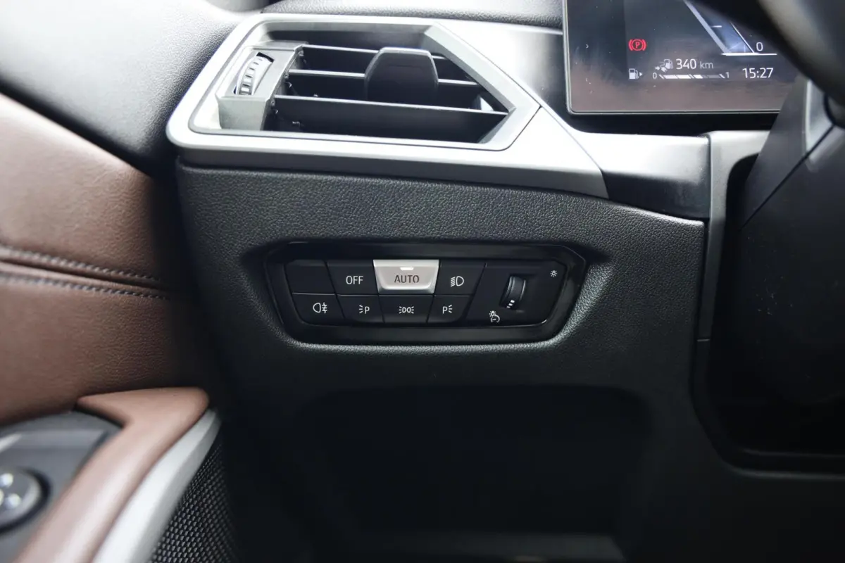 320e|Automaat|Plug in hybride|Camera|Leer|Cruise control|Apple carplay/Android auto|