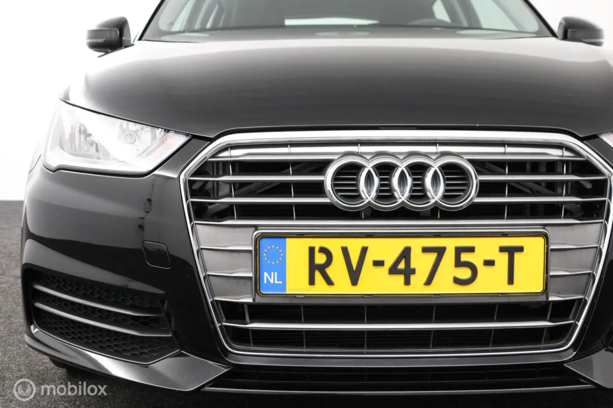 1.0 TFSI 95PK | nieuwe all Seasons | 5 deurs | Lichtmetaal | DEALER-STAAT