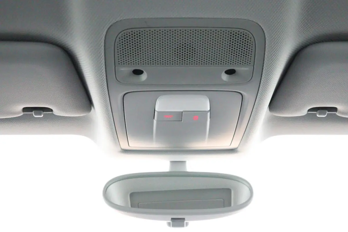 1.0 TFSI 95PK | nieuwe all Seasons | 5 deurs | Lichtmetaal | DEALER-STAAT
