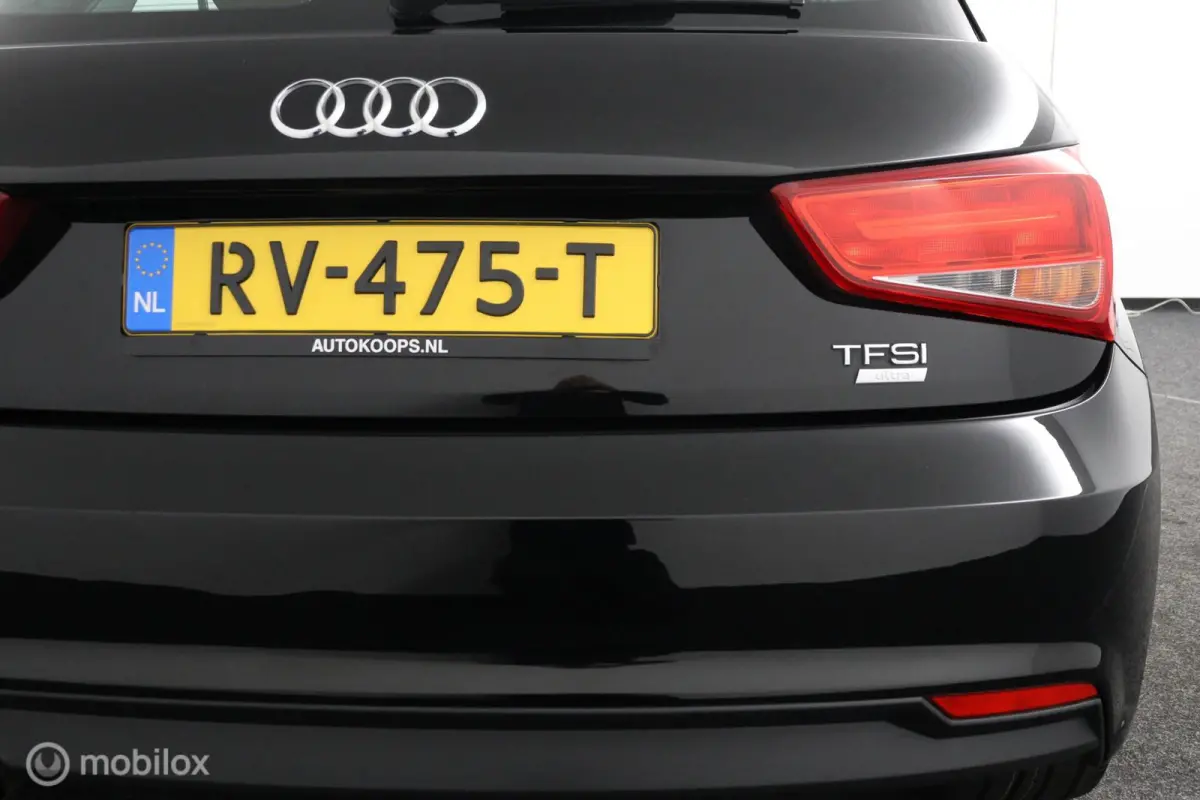 1.0 TFSI 95PK | nieuwe all Seasons | 5 deurs | Lichtmetaal | DEALER-STAAT