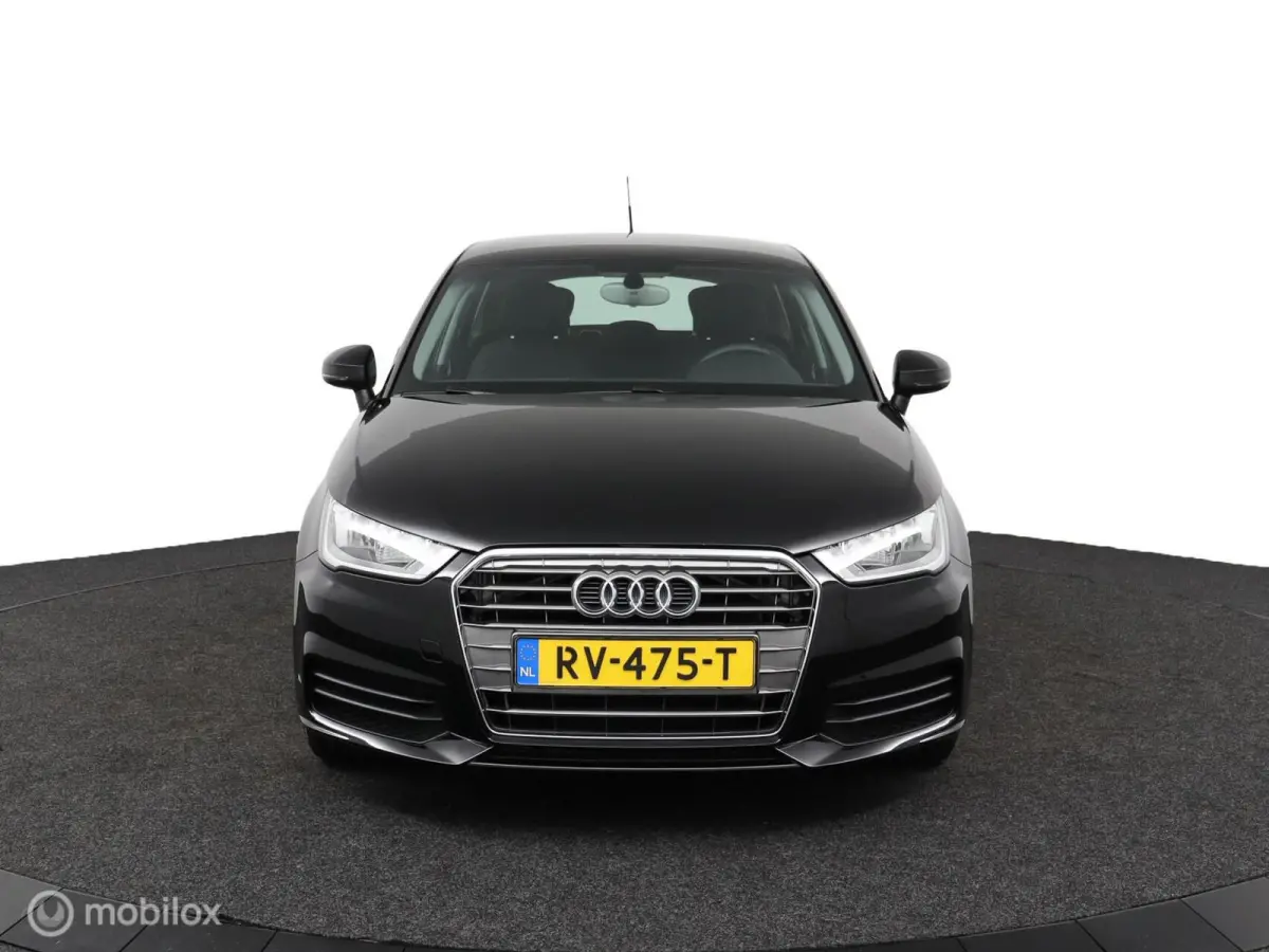 1.0 TFSI 95PK | nieuwe all Seasons | 5 deurs | Lichtmetaal | DEALER-STAAT