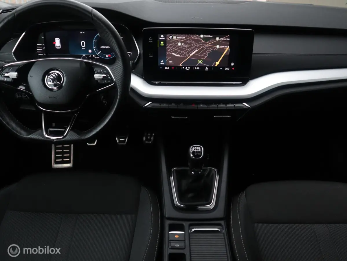 TSI 110 PK H6 Sport Zwarte Hemel|17"LMV|Digi Cockpit|Trekhaak|Carplay|DAB|LED