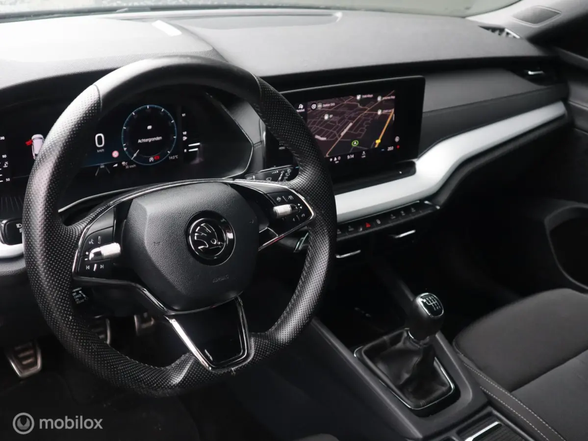 TSI 110 PK H6 Sport Zwarte Hemel|17"LMV|Digi Cockpit|Trekhaak|Carplay|DAB|LED