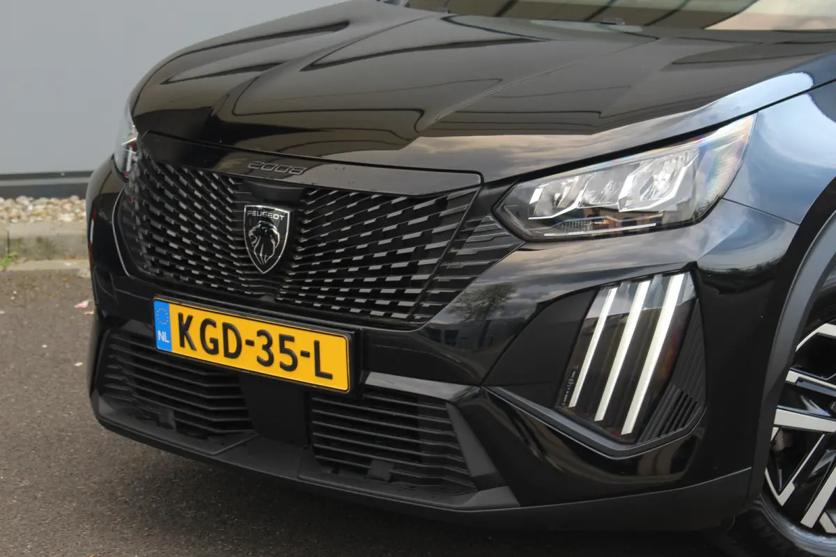 1.2 Hybrid 145 Style | Climate | Carplay | Cruise | DAB | PDC A | Climate | Carplay | Cruise | DAB | PDC A |