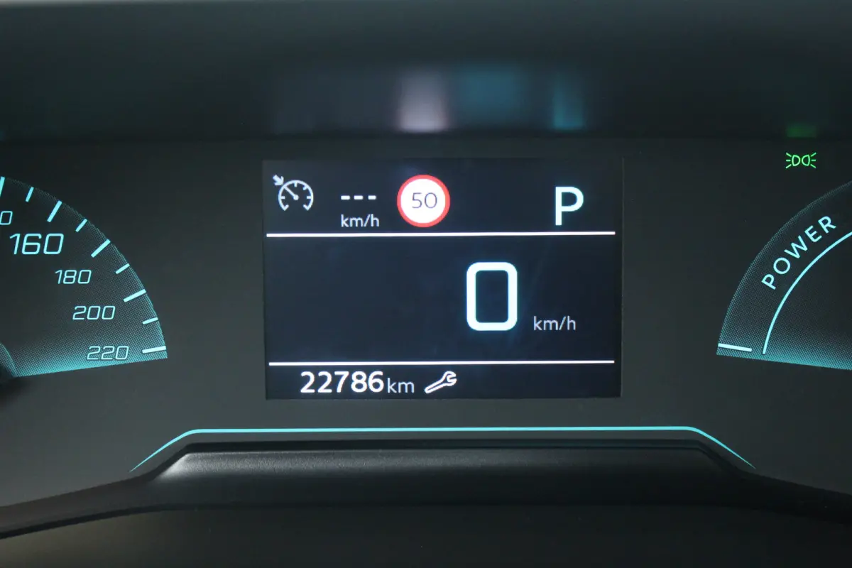 1.2 Hybrid 145 Style | Climate | Carplay | Cruise | DAB | PDC A | Climate | Carplay | Cruise | DAB | PDC A |