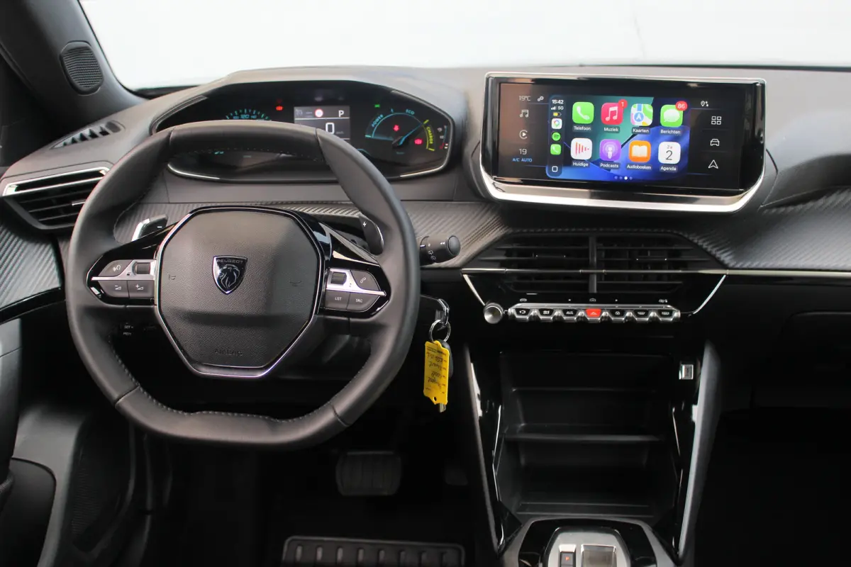 1.2 Hybrid 145 Style | Climate | Carplay | Cruise | DAB | PDC A | Climate | Carplay | Cruise | DAB | PDC A |