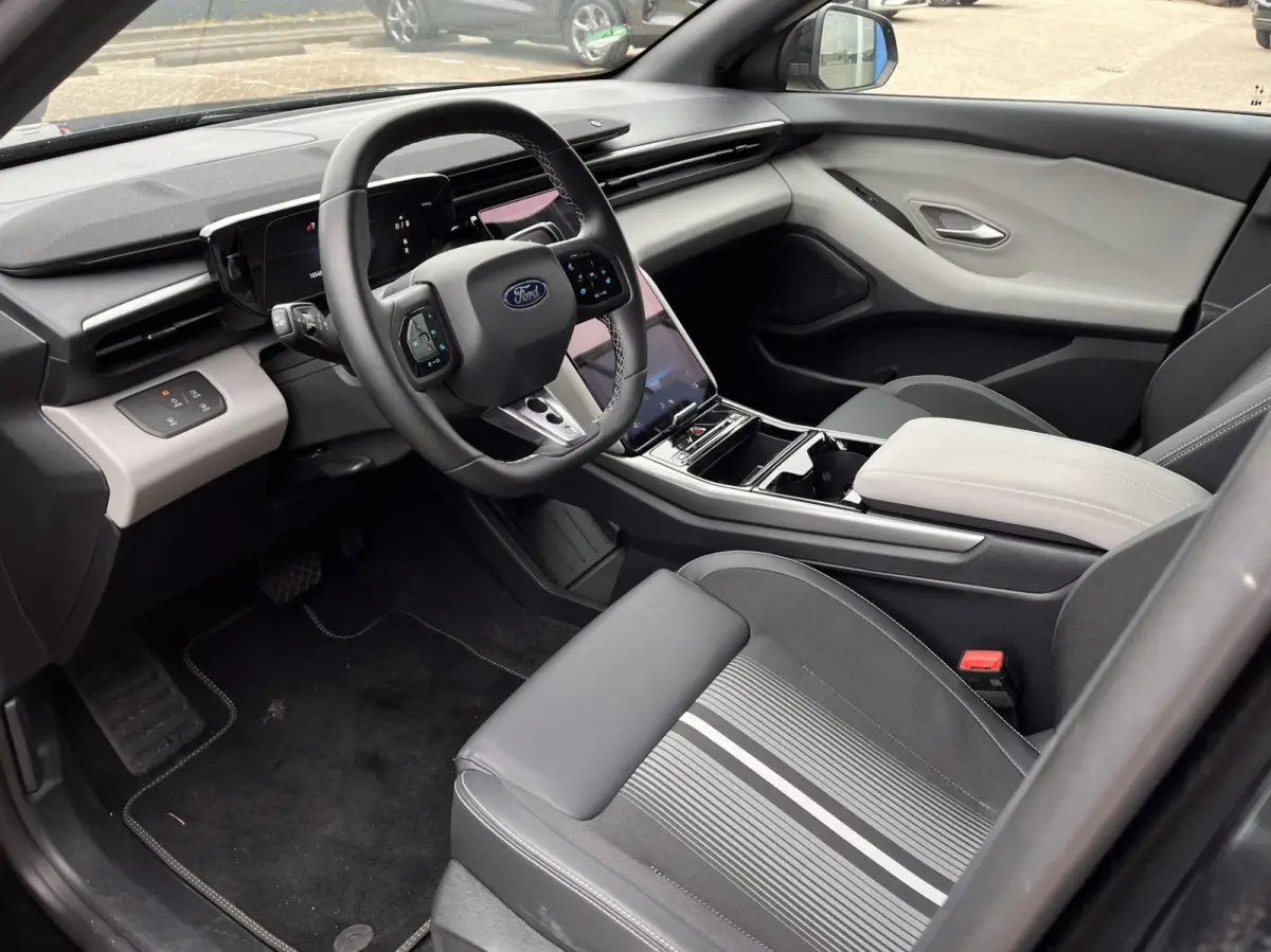 Extended Range RWD 77 kWh 286PK Elek. Trekhaak Adaptieve Cruise Blind Spot Navi Elek. stoelgeheugen Carplay Achteruitrijcamera *100% Elektrisch*