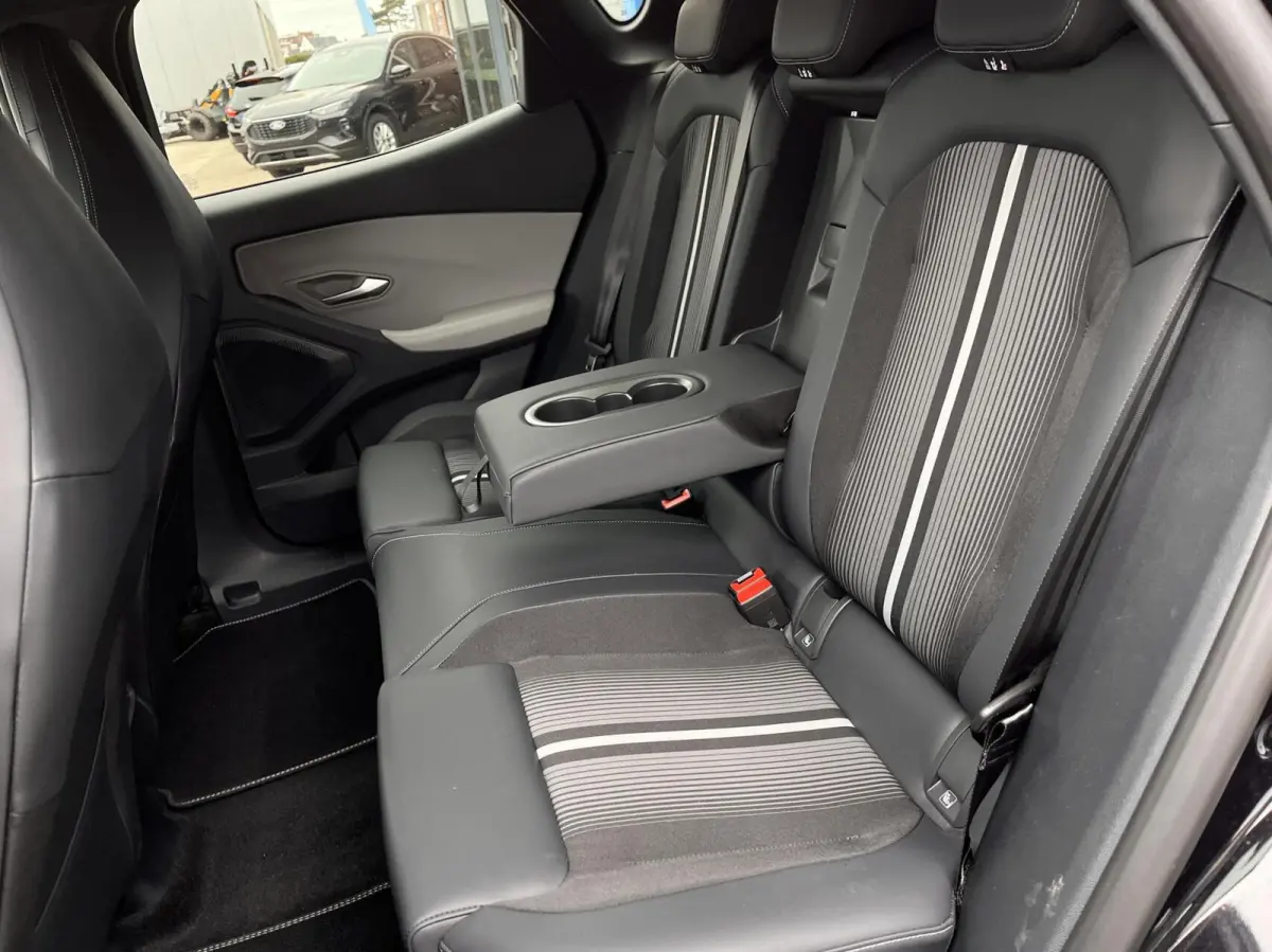 Extended Range RWD 77 kWh 286PK Elek. Trekhaak Adaptieve Cruise Blind Spot Navi Elek. stoelgeheugen Carplay Achteruitrijcamera *100% Elektrisch*