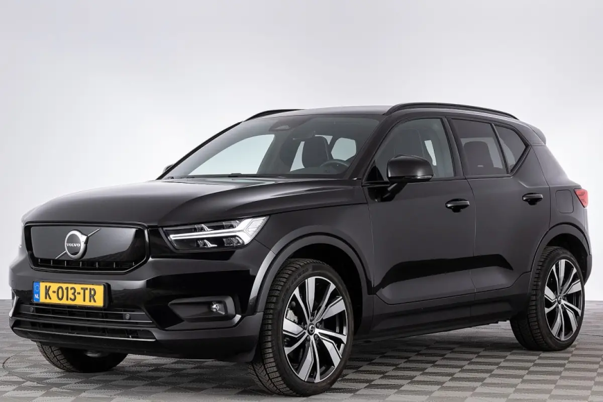 P8 AWD R-Design *SOH 94% ✅ 1e Eigenaar