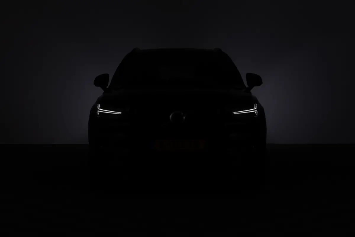 P8 AWD R-Design *SOH 94% ✅ 1e Eigenaar
