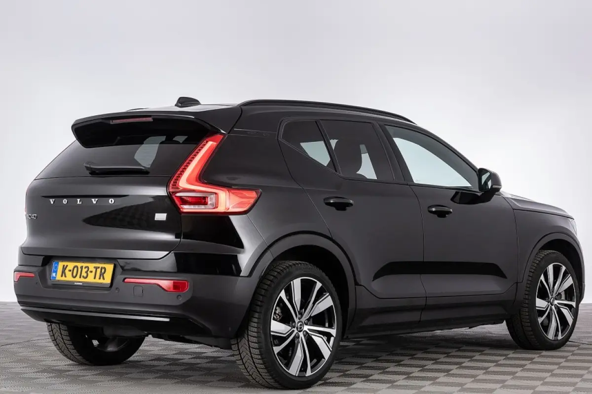 P8 AWD R-Design *SOH 94% ✅ 1e Eigenaar