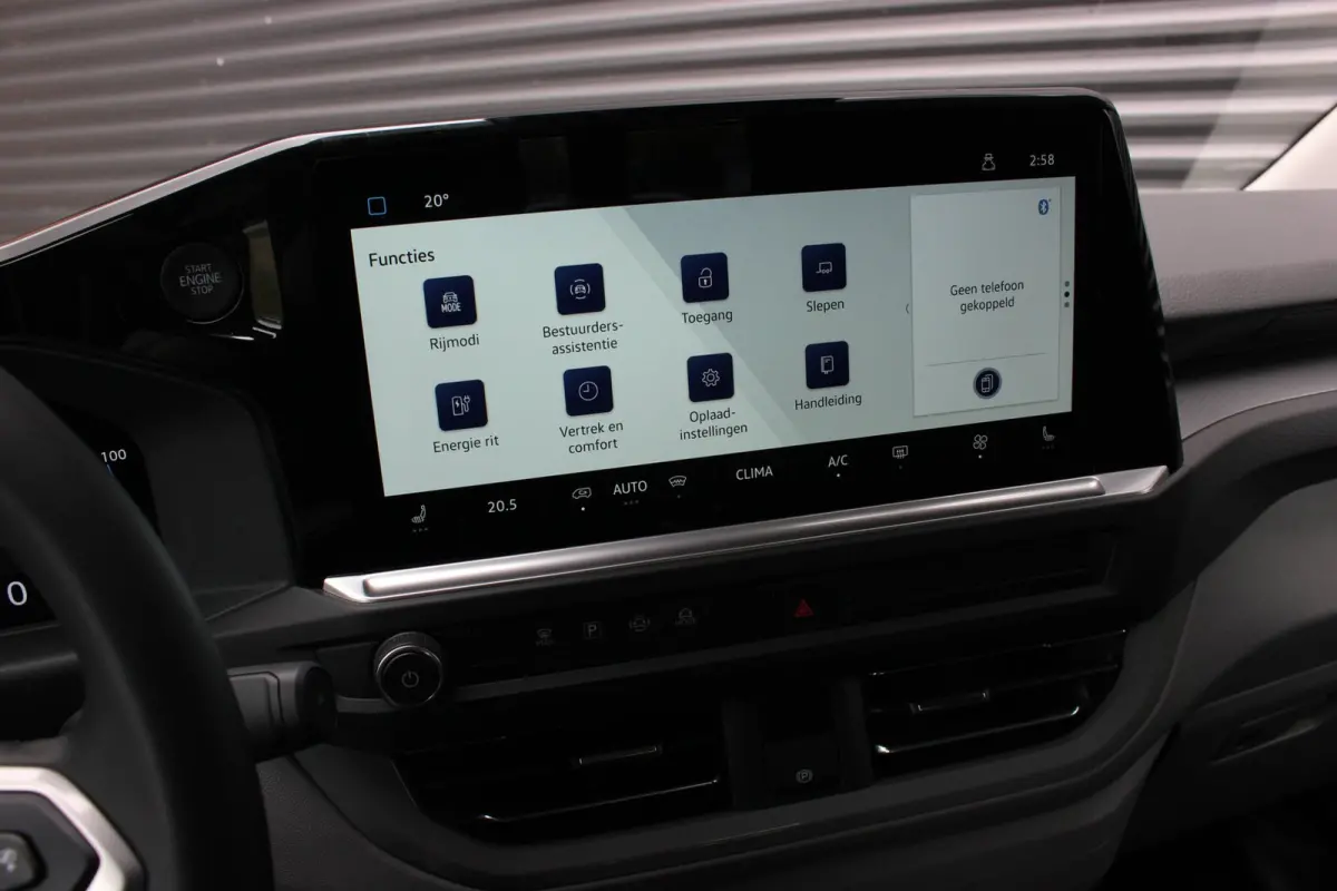 34 L2H1 64kWh 218PK / JB- EDITON / 325KM WLTP RANGE / APPLE CARPLAY / DRIVERS- PACK / FULL OPTION