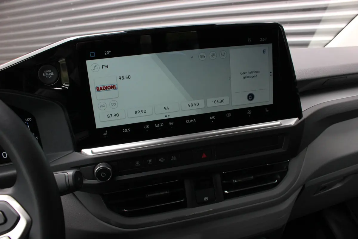 34 L2H1 64kWh 218PK / JB- EDITON / 325KM WLTP RANGE / APPLE CARPLAY / DRIVERS- PACK / FULL OPTION