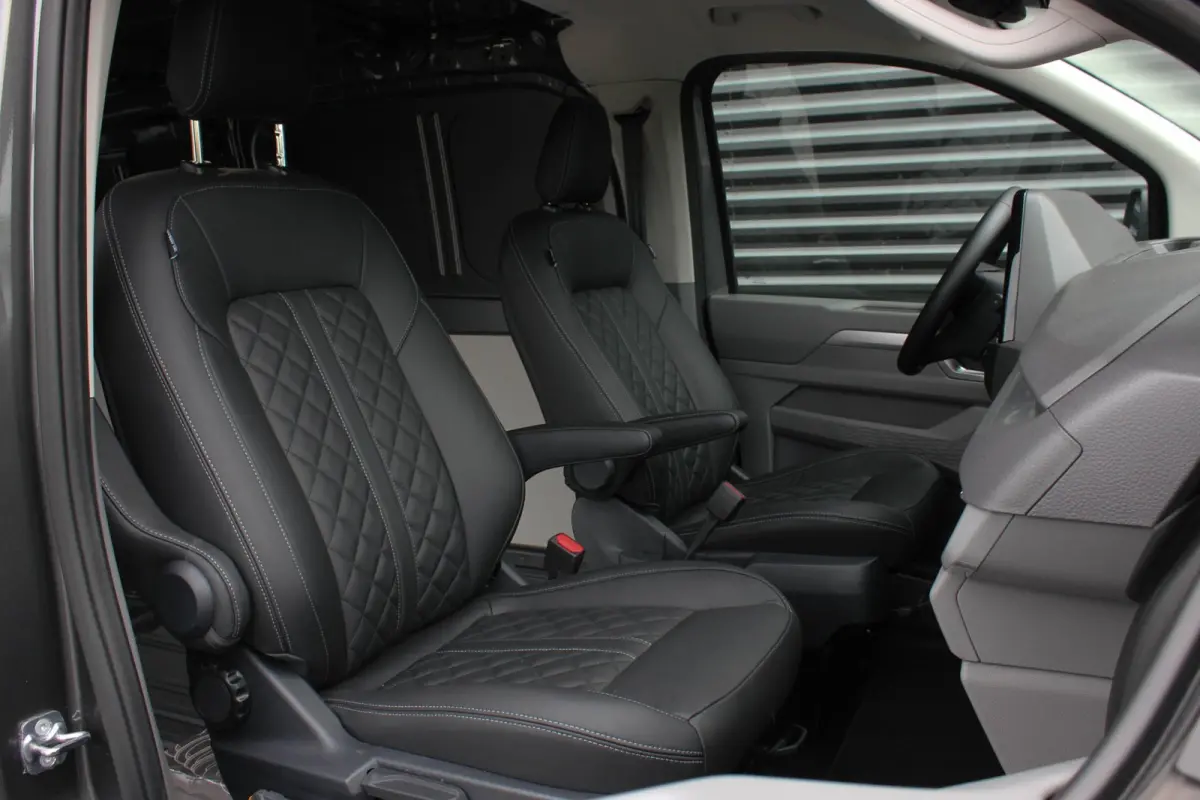 34 L2H1 64kWh 218PK / JB- EDITON / 325KM WLTP RANGE / APPLE CARPLAY / DRIVERS- PACK / FULL OPTION