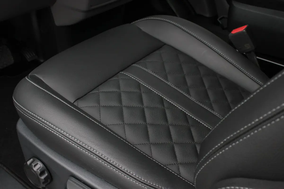 34 L2H1 64kWh 218PK / JB- EDITON / 325KM WLTP RANGE / APPLE CARPLAY / DRIVERS- PACK / FULL OPTION