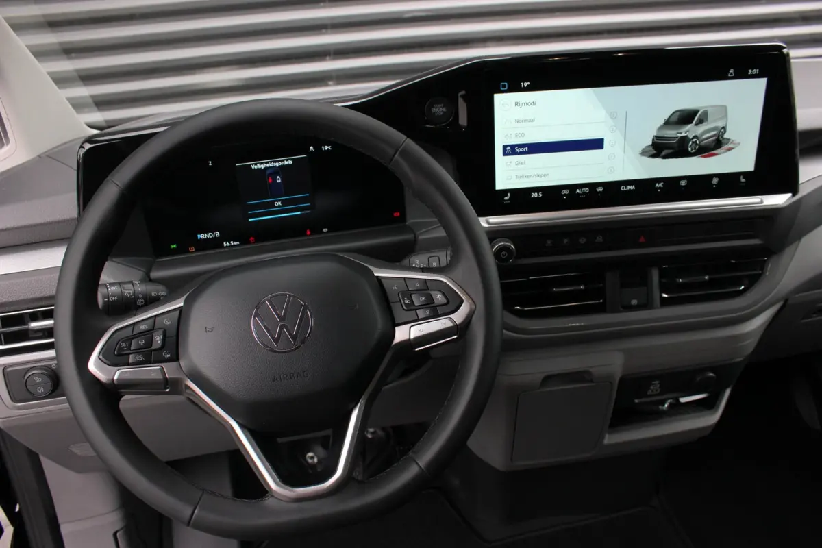 34 L2H1 64kWh 218PK / JB- EDITON / 325KM WLTP RANGE / APPLE CARPLAY / DRIVERS- PACK / FULL OPTION
