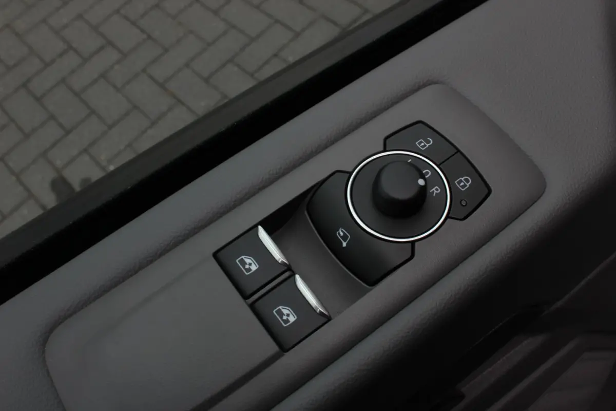 34 L2H1 64kWh 218PK / JB- EDITON / 325KM WLTP RANGE / APPLE CARPLAY / DRIVERS- PACK / FULL OPTION