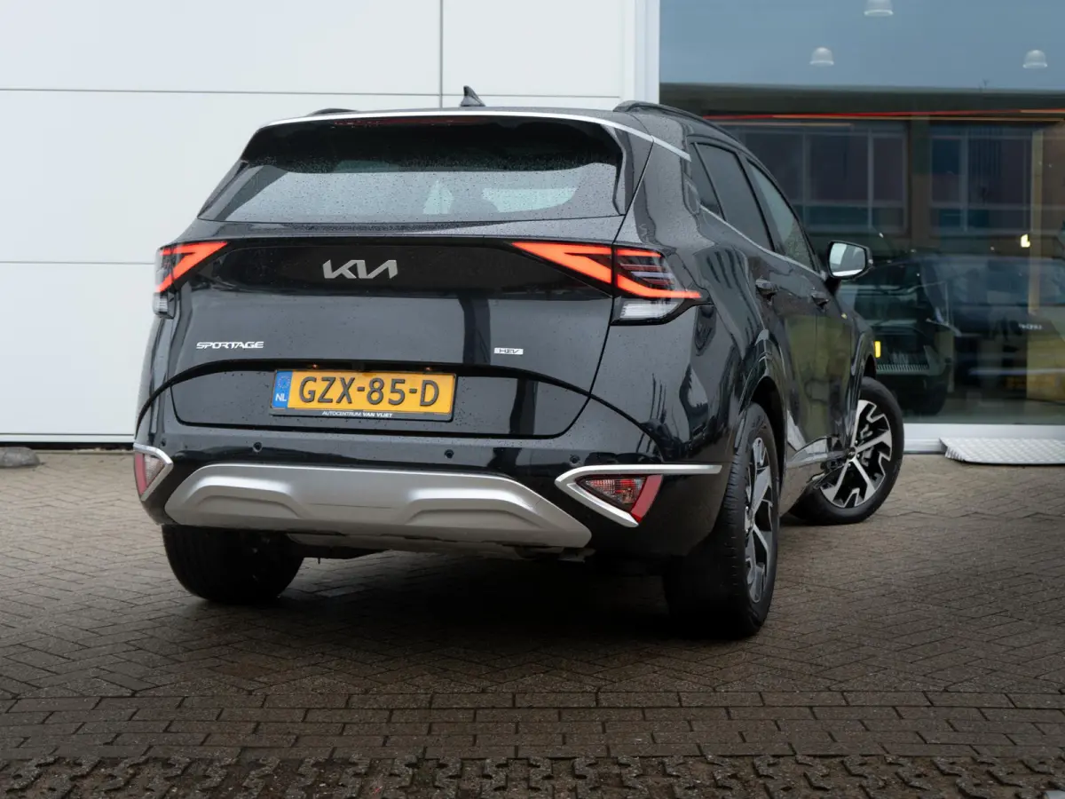 1.6 T-GDi Hybrid DynamicPlusLine | Navigatie | Stoel en stuurverwarming | Schuifkanteldak |