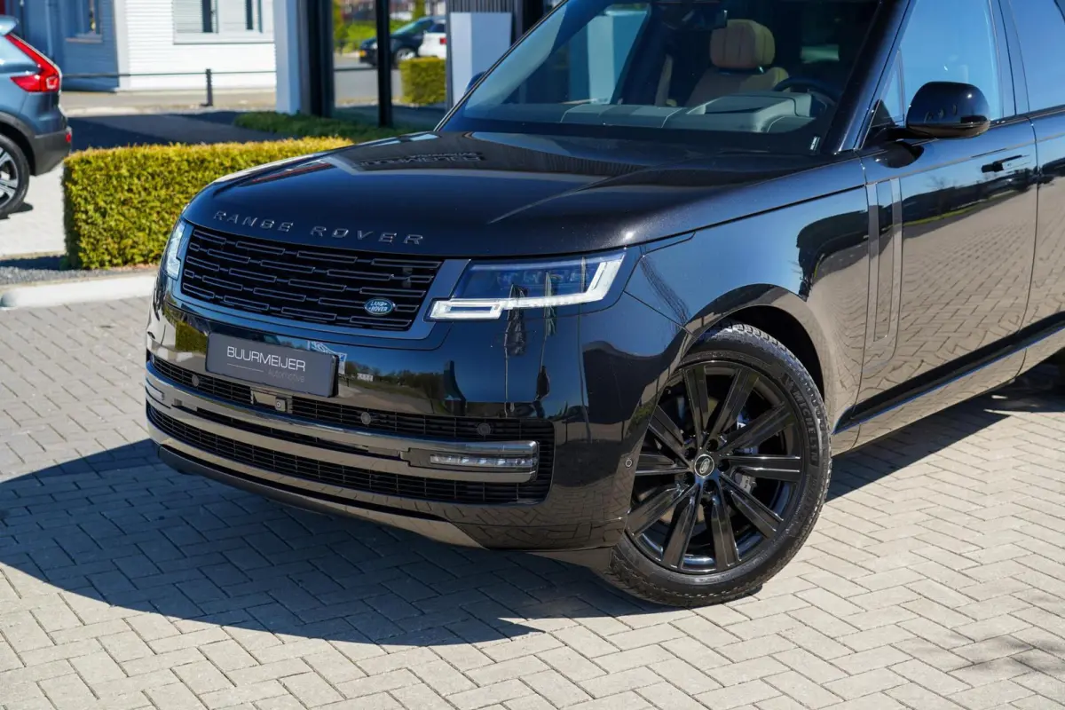 3.0 P460e HSE PHEV | Trekhaak | Softclose | 4 wiel besturing | Panoramisch schuif/kanteldak | Meridian 3D | Stoelverwarming ventilatie & massage | Stuurwiel verwarming | Head-up | 5-jaar gar