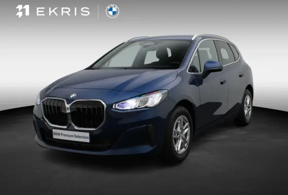 220i Achteruitrijcamera | Driving Assistant Plus | DAB | 16''