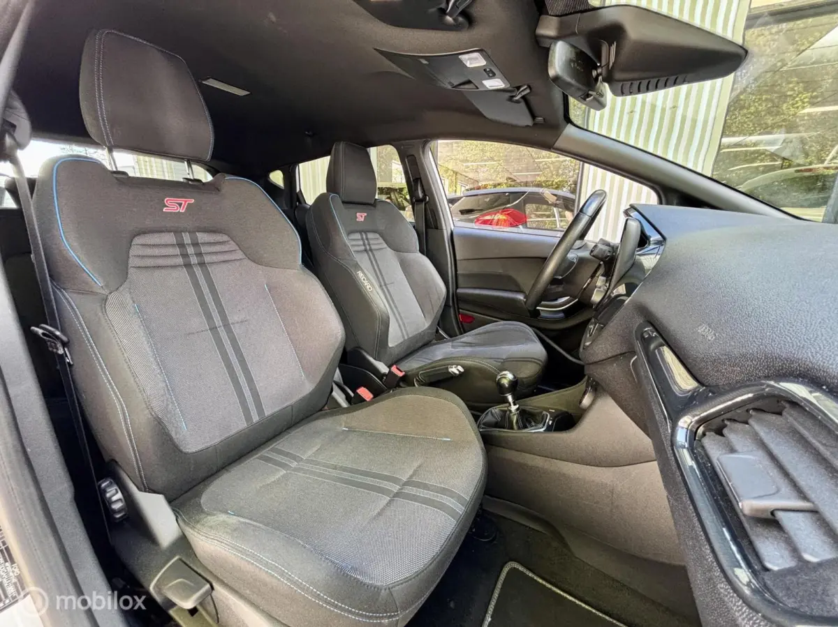 1.5 EcoBoost ST. 5 DEURS, CRUISE, AIRCO, LED