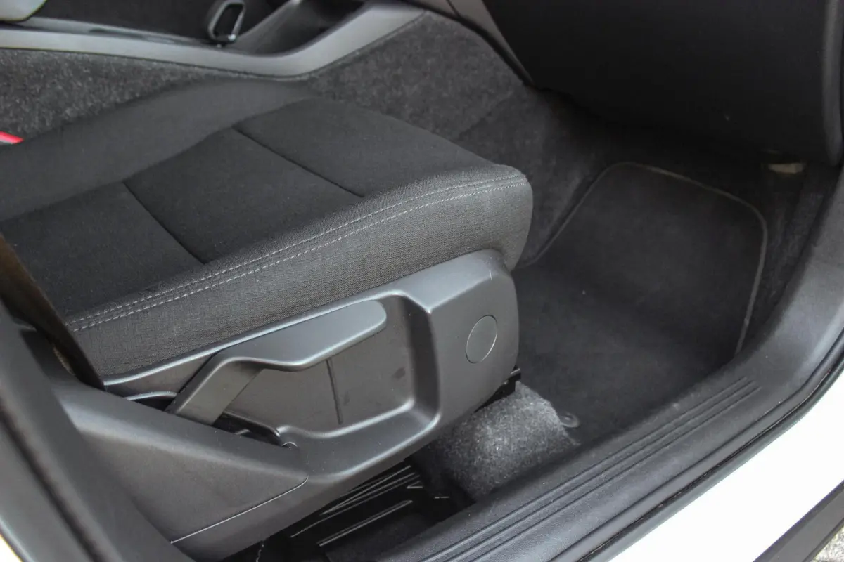 1.5 T2 Momentum Core | 1e eigenaar | NL auto | Navigatie | Cruise control | Bluetooth | LED | Parkeersensoren | Bluetooth | Botsherkenning | Rijstrooksensor