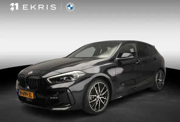 5-Deurs 118i | Handbak !! | M-Sportpakket | LED | Leder | Navigatie | M-Zetels | Stoelverwarming | DAB | Hifi speakers | Alu 19 inch