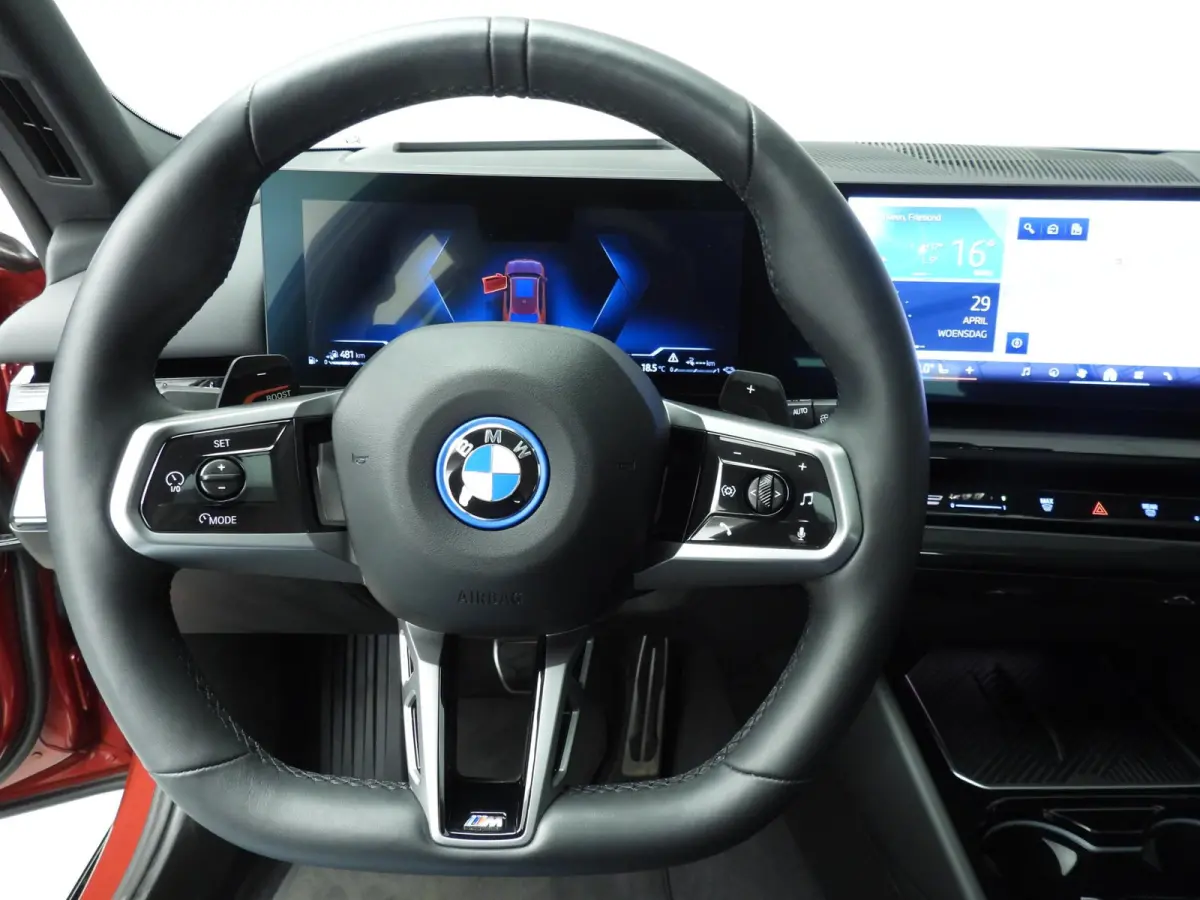 530e | M-Sportpakket | LED | HUD | Active cruise | Panoramadak | Keyles go | DAB | Harman-kardon sound | Alu 20 inch