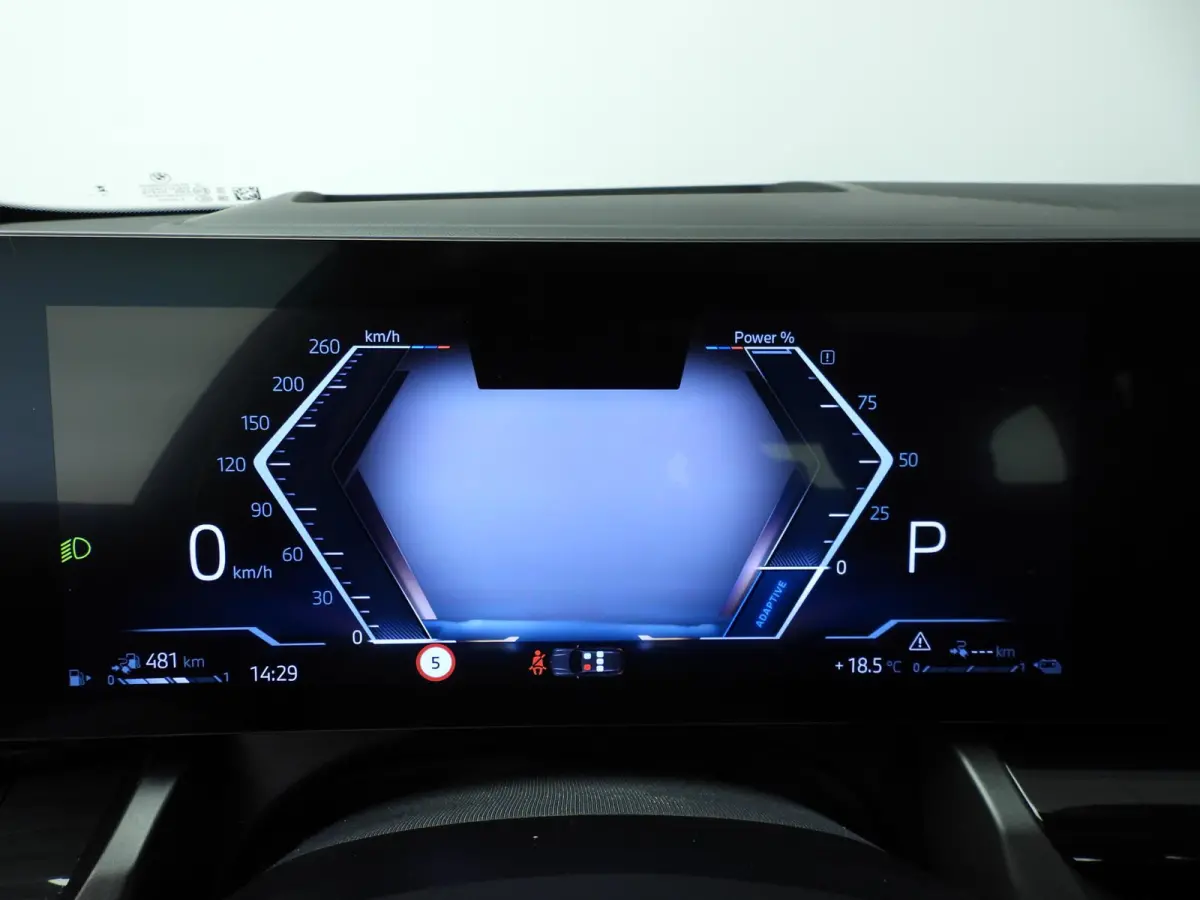 530e | M-Sportpakket | LED | HUD | Active cruise | Panoramadak | Keyles go | DAB | Harman-kardon sound | Alu 20 inch