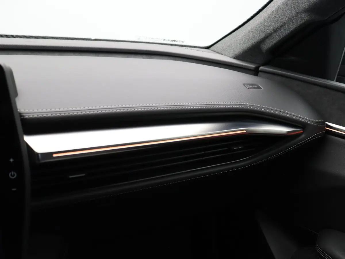Instyle 87 kWh | 8 jaar GARANTIE ! | Elektrische voorstoelen met Geheugen | Stoel en stuurwiel verwarming | Elektrische Achterklep | Harman&Kardon Audio |