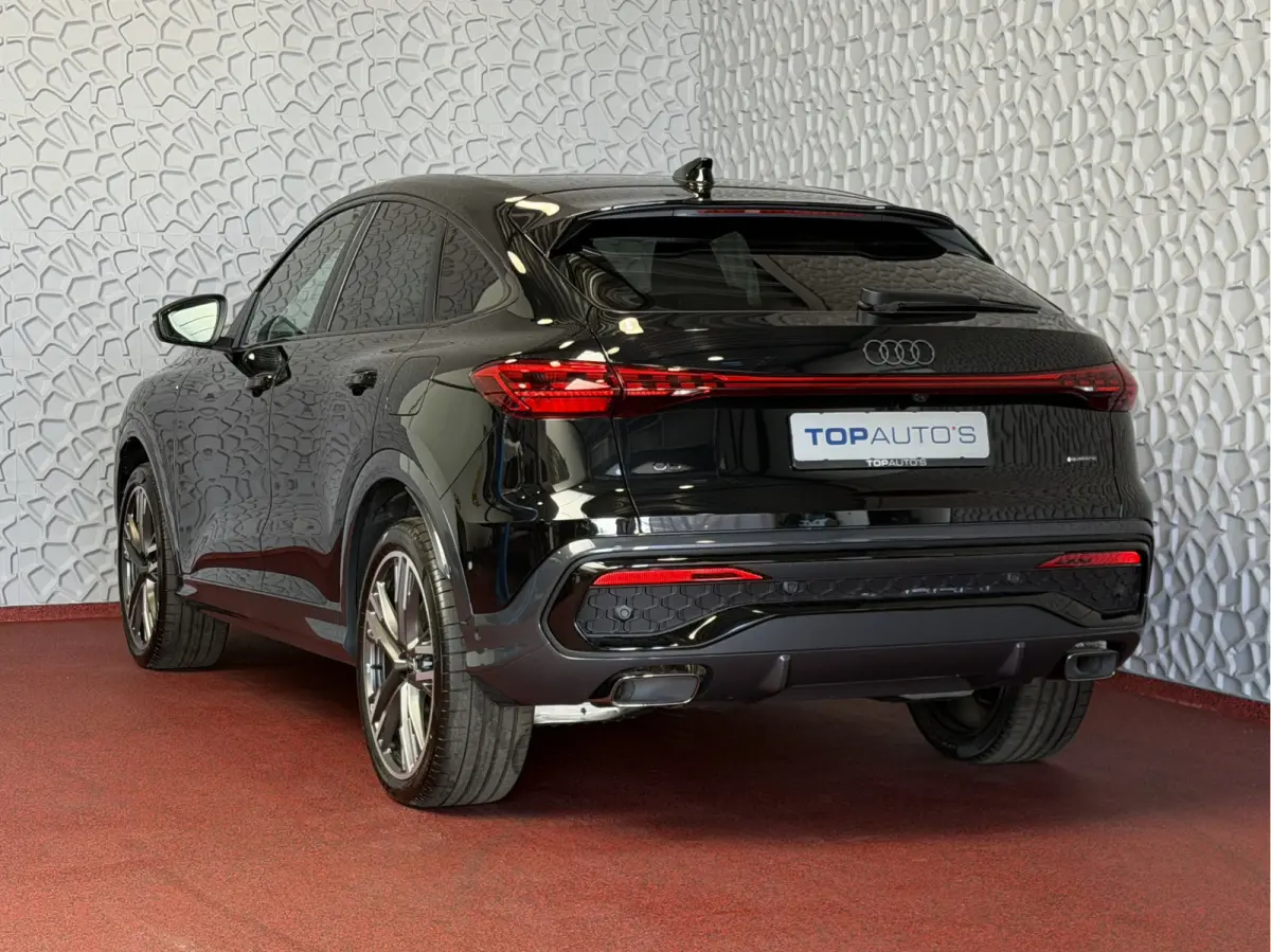 55 TFSI e quattro S edition 2 367 PK | S Line | Black Optic | Tech Plus | Panoramadak | Matrix LED | 21 inch Audi Sport | MMI Passagiersdisplay | 360° Camera | Memory NW PRIJS € 92.647.-