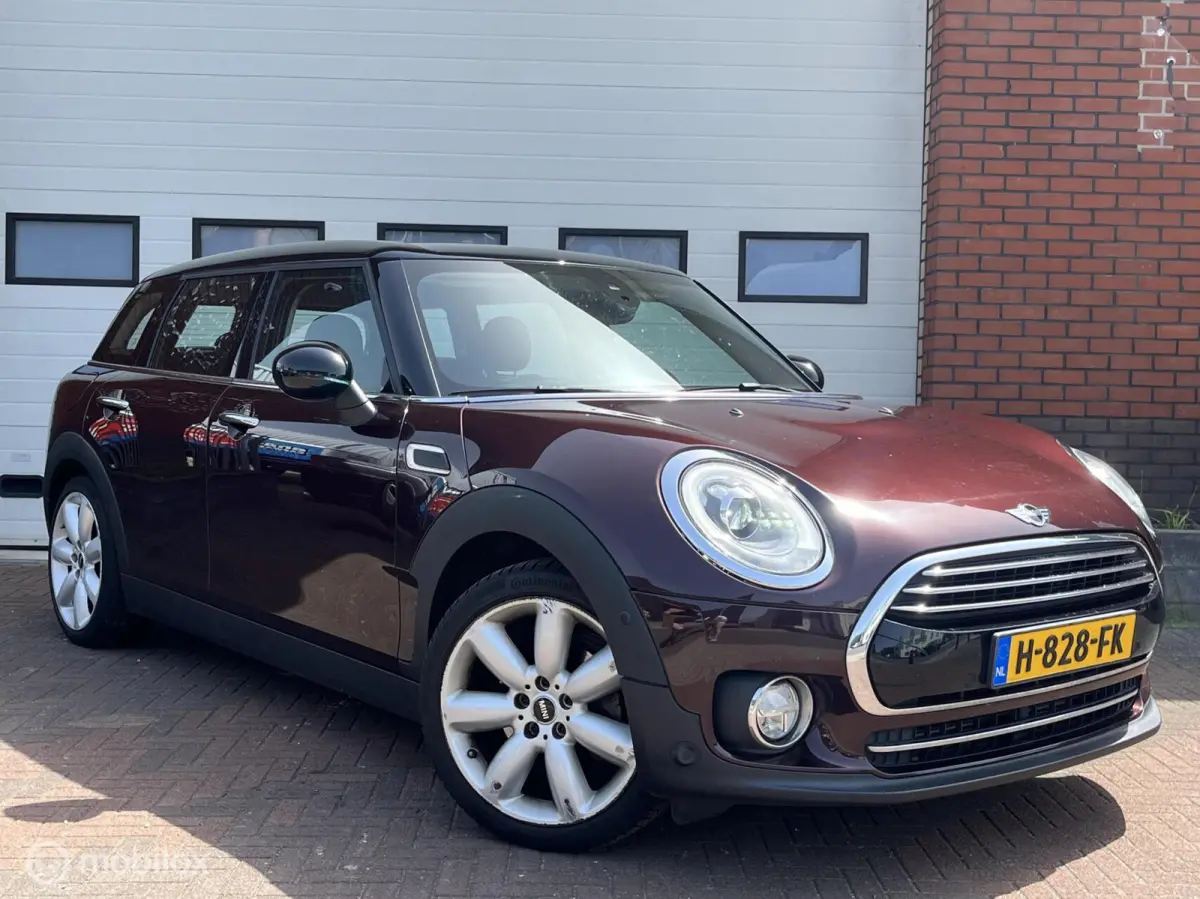 1.5 Cooper Business | All Season Banden | Navigatie | Stoelverwarming