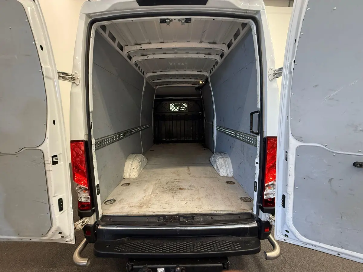 35S14 140pk L2H2/L3H2 3500kg Trekhaak Airco Cruise