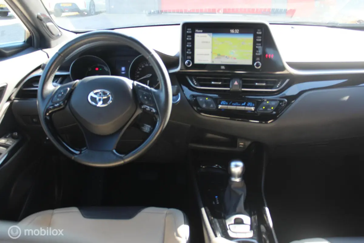 2.0 Hybrid Executive Leder/Camera/Carplay/Stoelverw