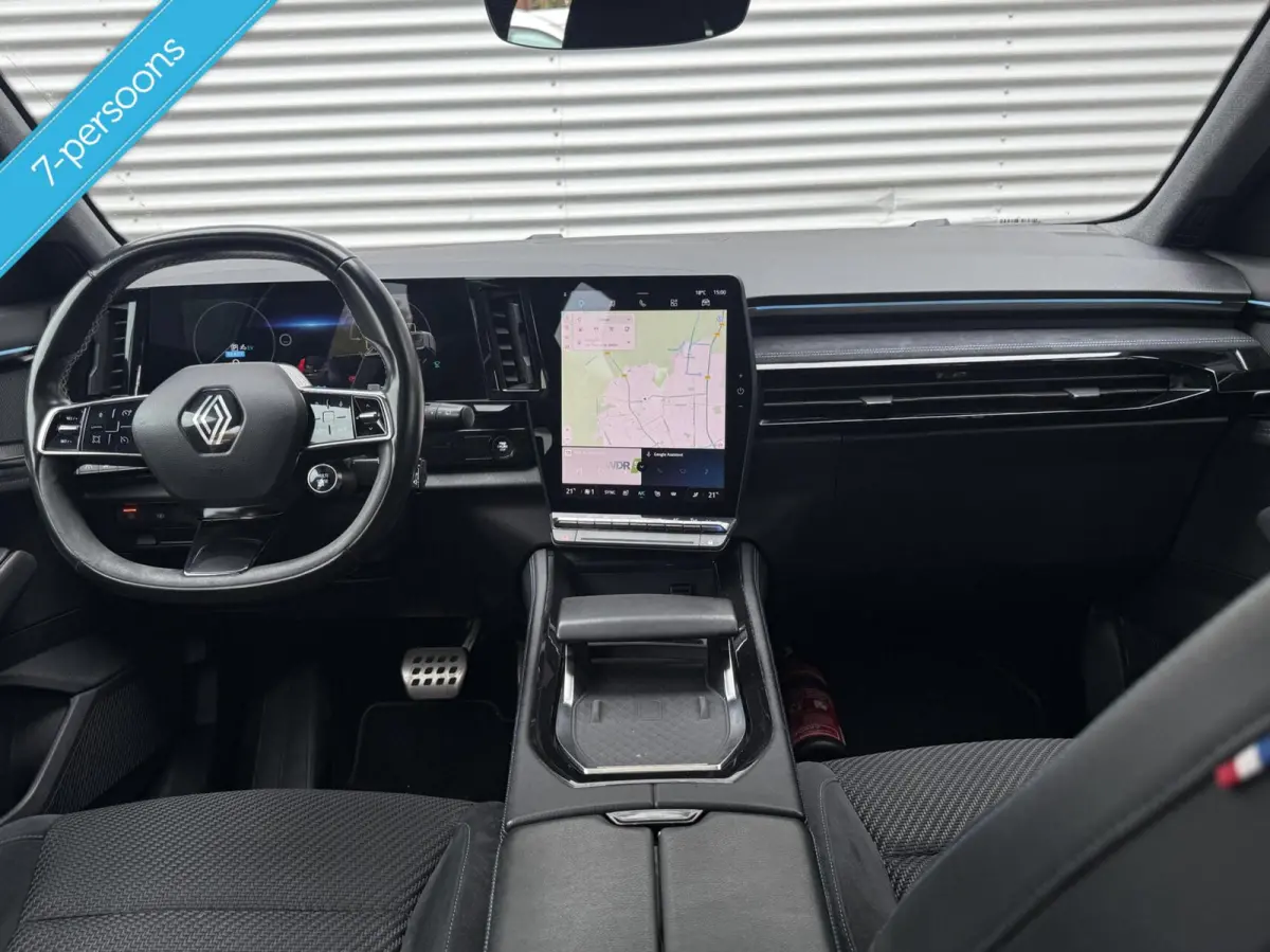 E-Tech full hybrid Led Carplay 7 Pers Pano 23 Hoge Instap Dealer Onderhouden Eerste Eigenaar Full Options Massage Sfeerverlichting Camera Perfecte Staat