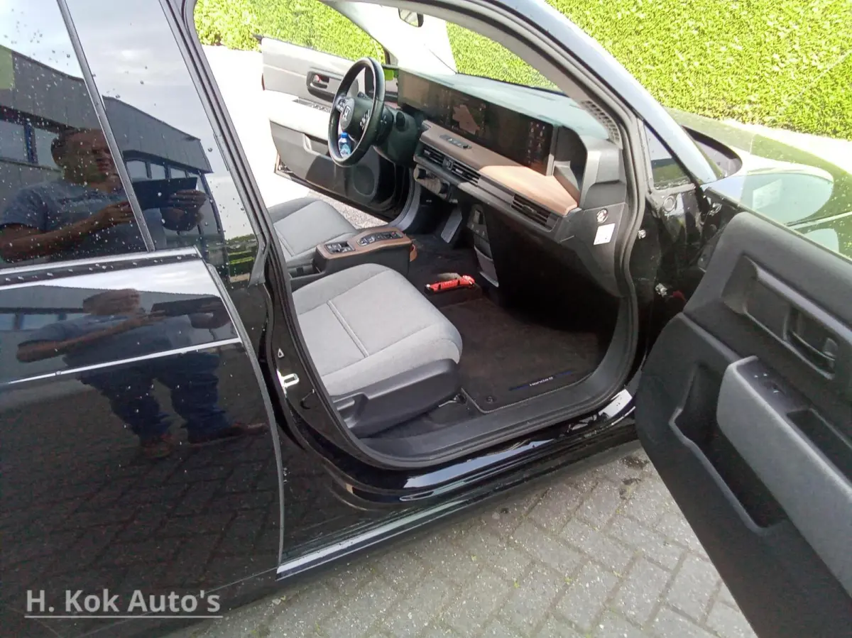 - Advance 16"// ELECTRIC VEHICLE / VERKEERSBORD DETECTIE / HIL